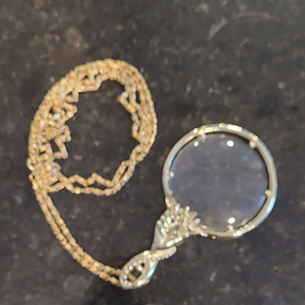 Gold Magnifying Glass Necklace